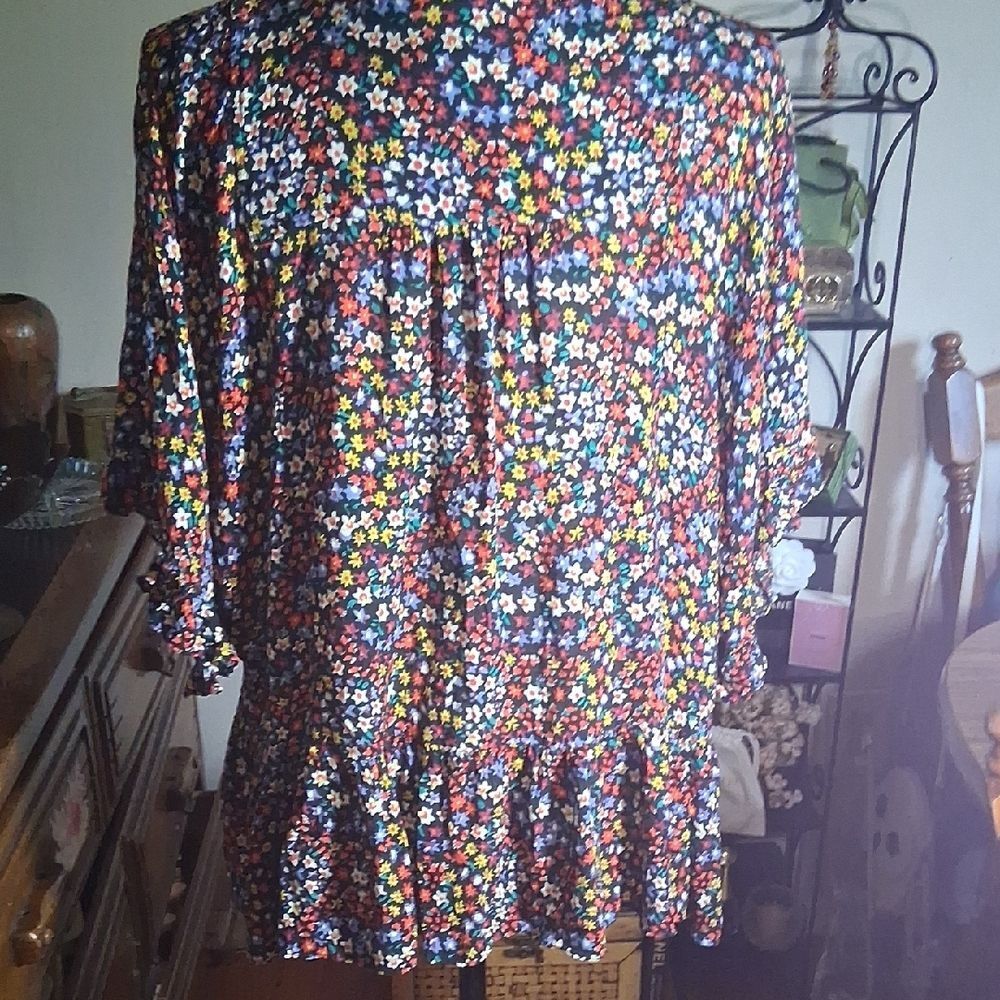 ANTHROPOLOGIE MAEVE Floral Print Flutter Sleeve Women's Top Size Large - Picture 9 of 14